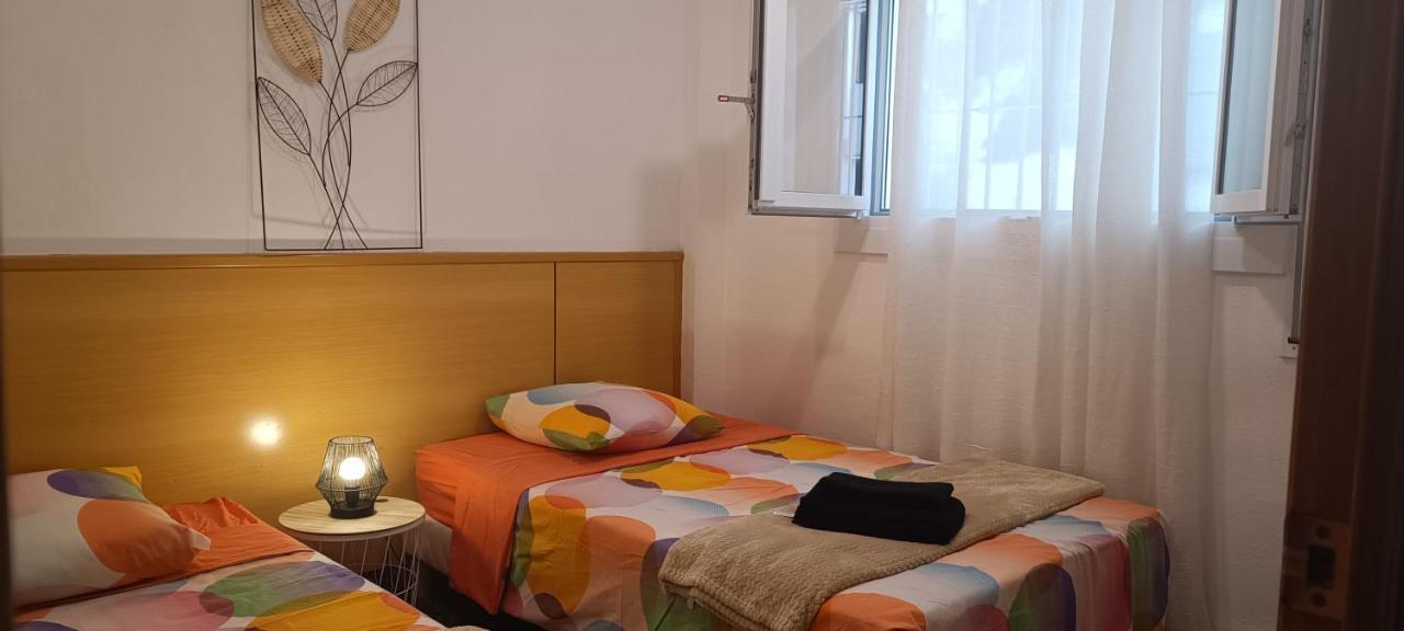 Chez Chantal 3 Chambres Au Centre Touristique De Salou Avec Garage Экстерьер фото