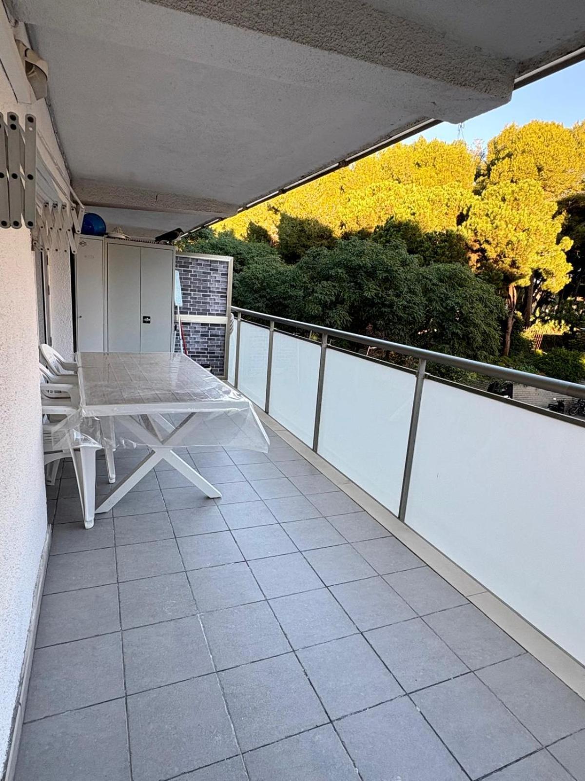 Chez Chantal 3 Chambres Au Centre Touristique De Salou Avec Garage Экстерьер фото